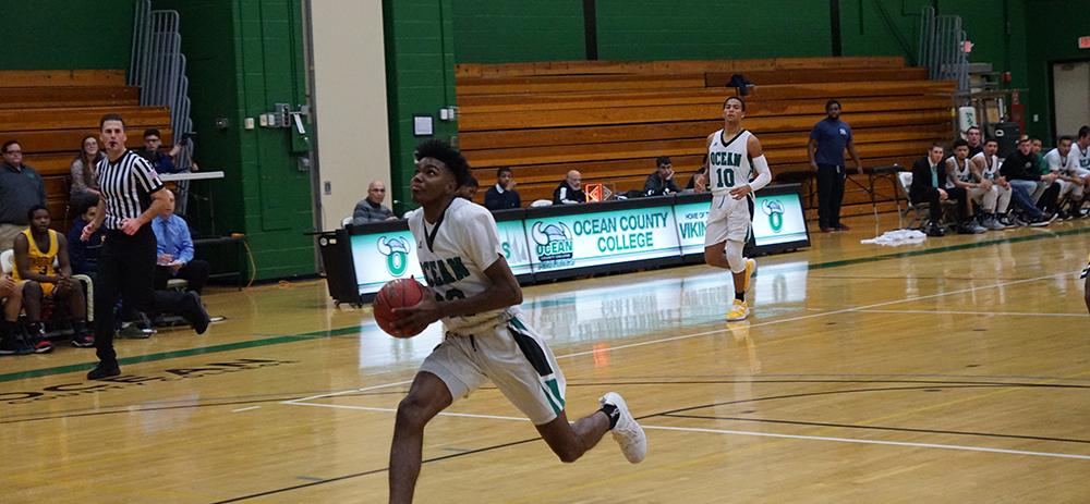 Men's Basketball Wins on the Road in 86-81 Triumph Against Atlantic Cape CC