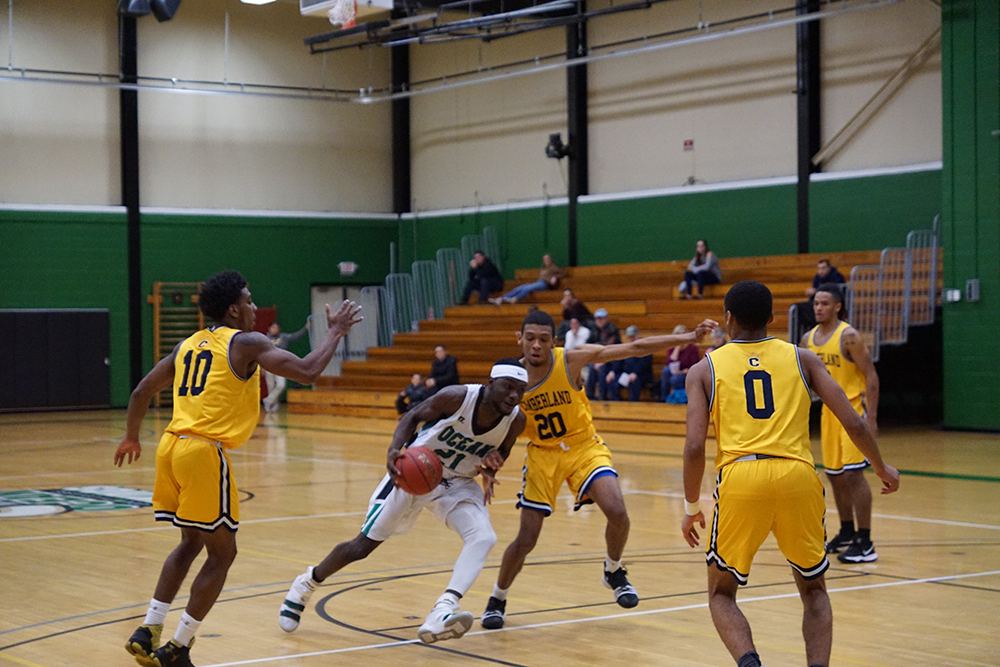 Vikings Topped by Cumberland CC, 110-104