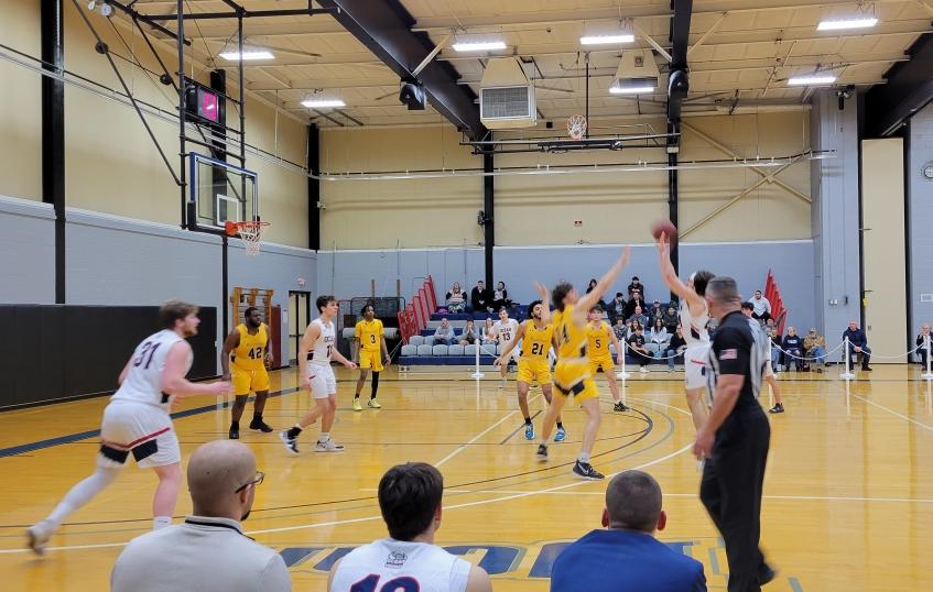 Weisse, Cohen Power OCC Men's Basketball to 12th Win of Season in 84-79 Defeat of RCSJ Cumberland