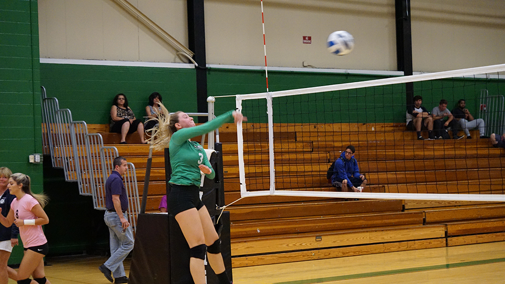 Lady Vikings Lose in Five Sets to Raritan Valley Community College